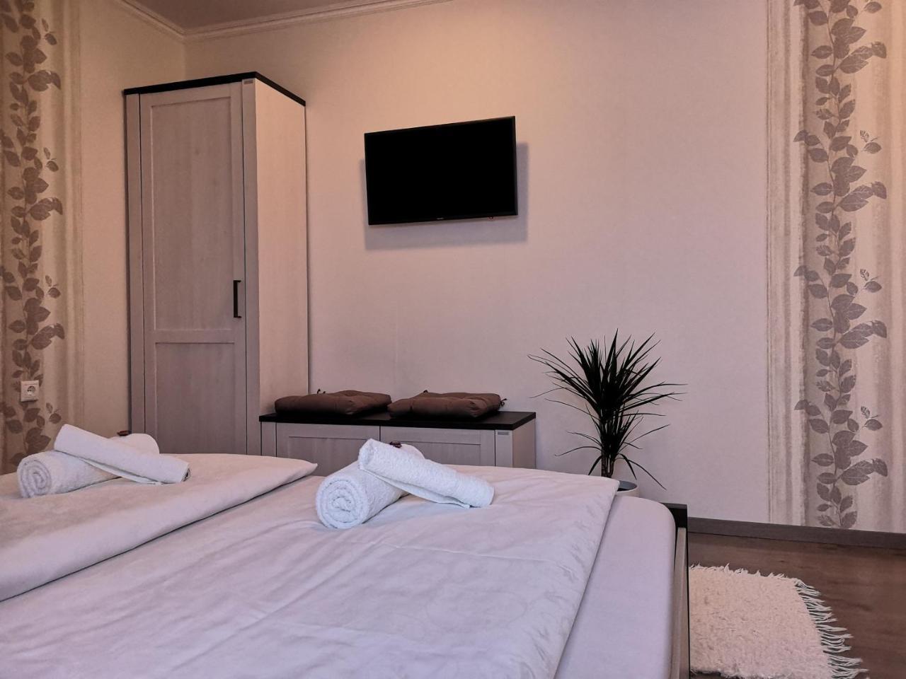 Szabo Vendeghaz Hotell Villány Exteriör bild